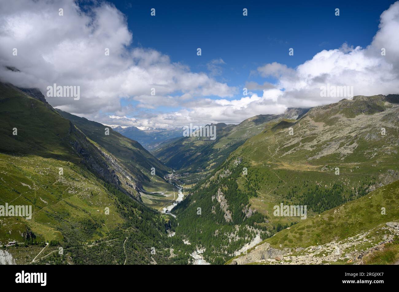 view of Zinal in Val d'Anniviers, Valais Stock Photo