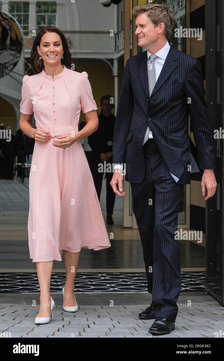Catherine, the Princess of Wales, with Tristam Hunt, Director of the V&A, opening the Young V&A in Bethnal Green, London Stock Photo