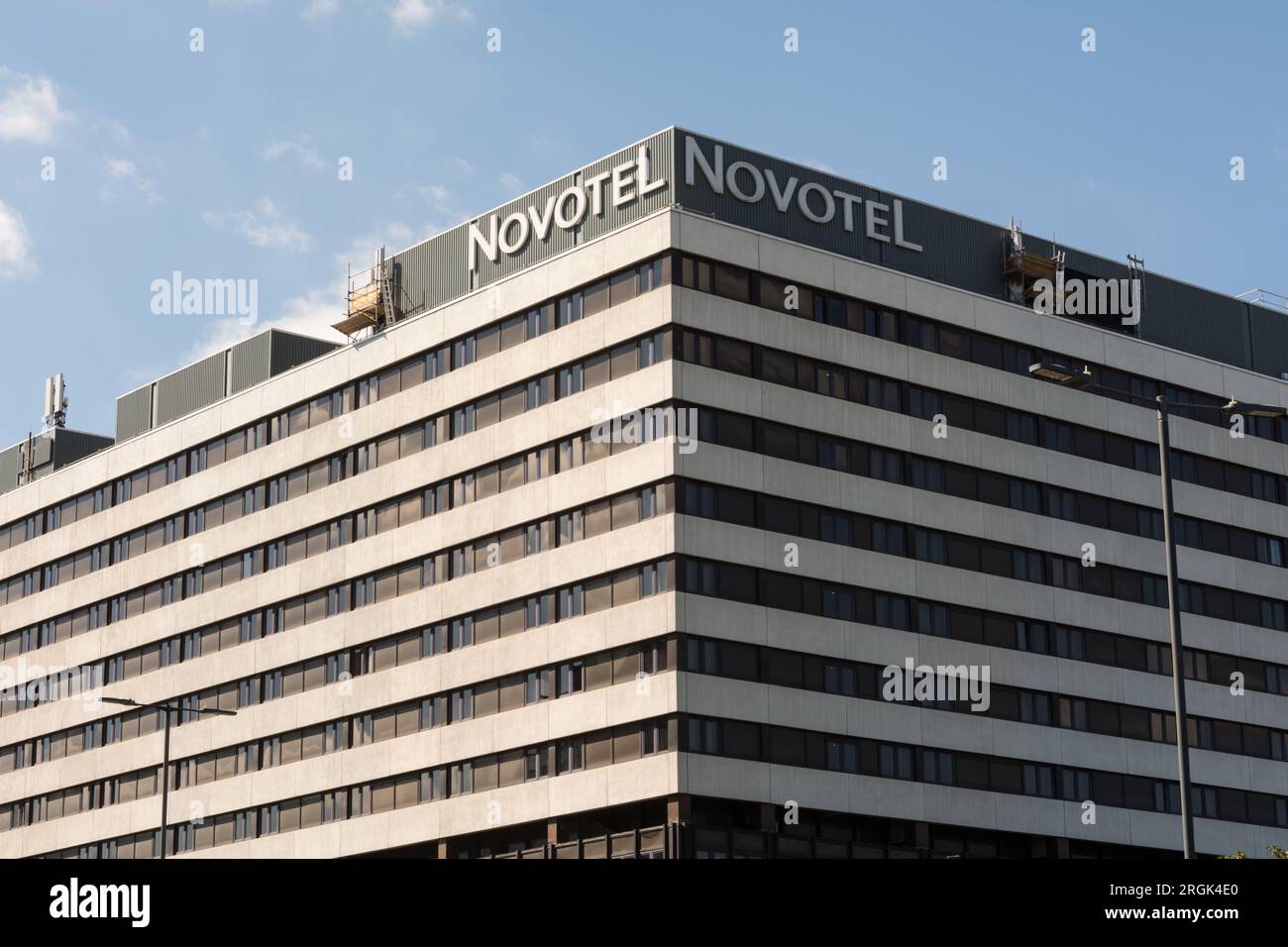Novotel London West, Hammersmith International Centre 1, Shortlands