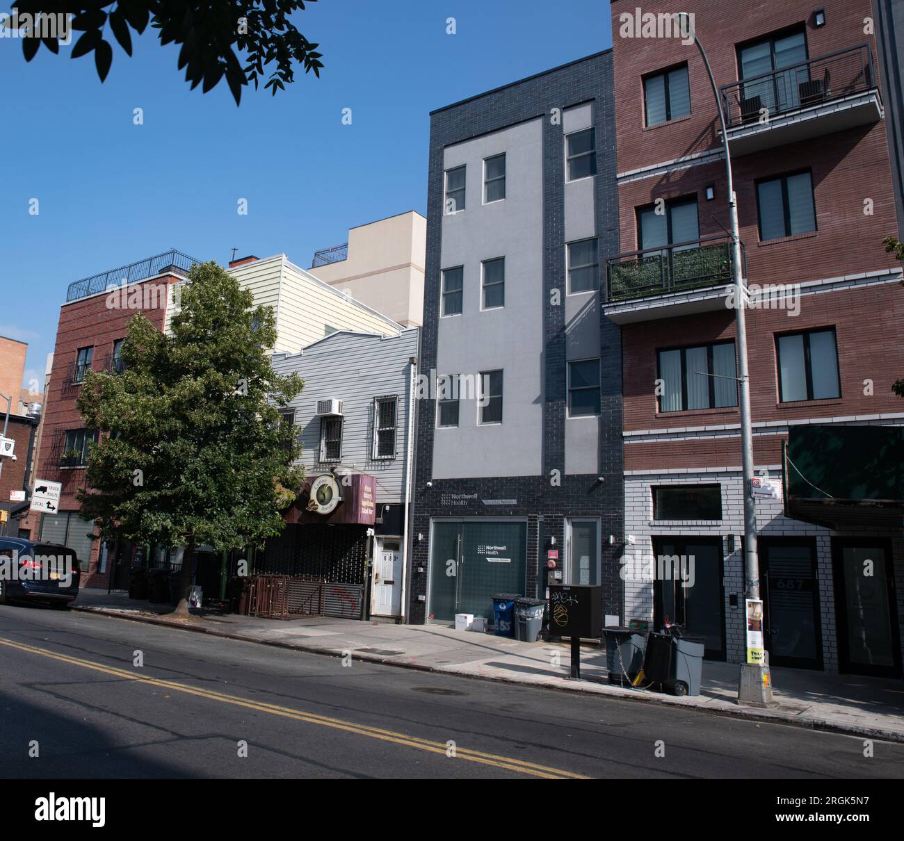 Gentrification of New York CityBrooklyn Stock Photo Alamy