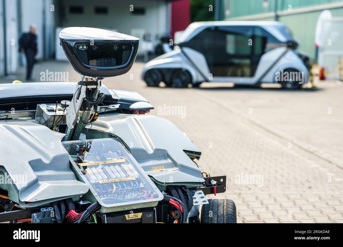 Fulda, Germany. 10th Aug, 2023. The "avatar head" takes over the