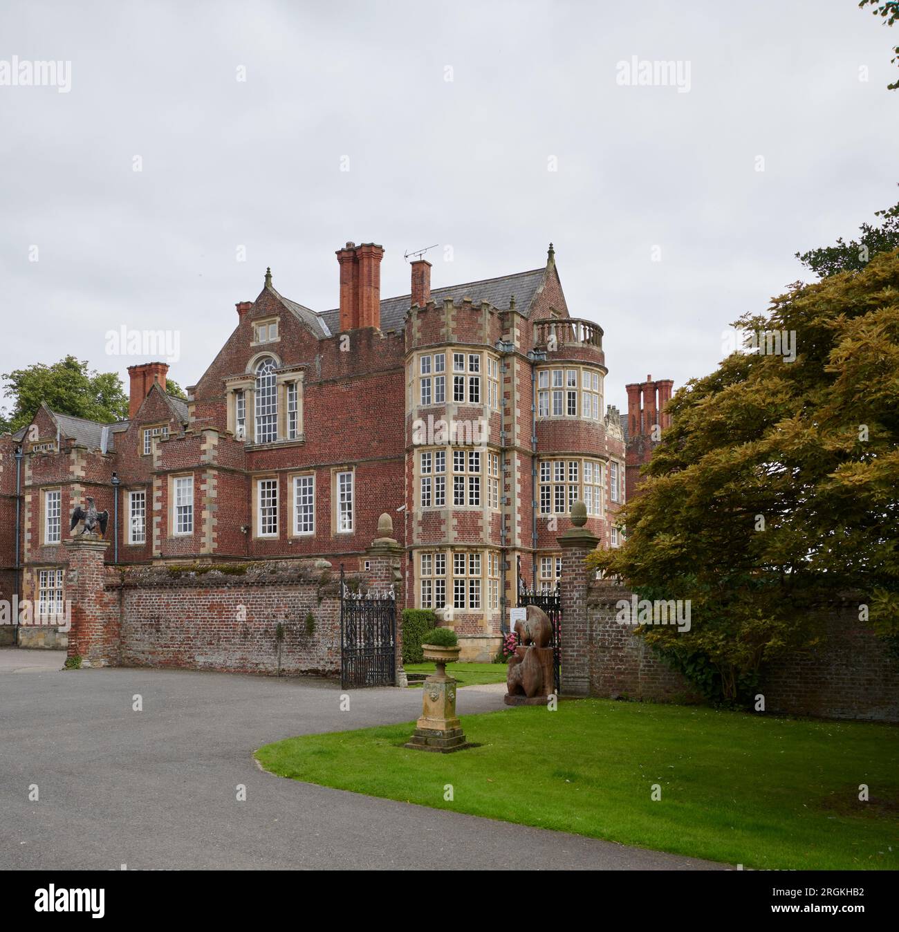 Burton Agnes Hall and Elizabethan Gardens, East Yorkshire, UK, GB Stock