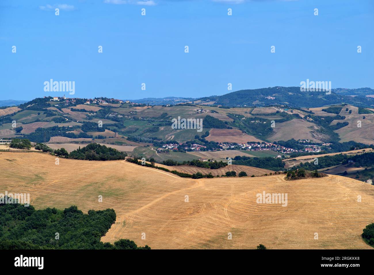 colline del Montefeltro in estate Stock Photo