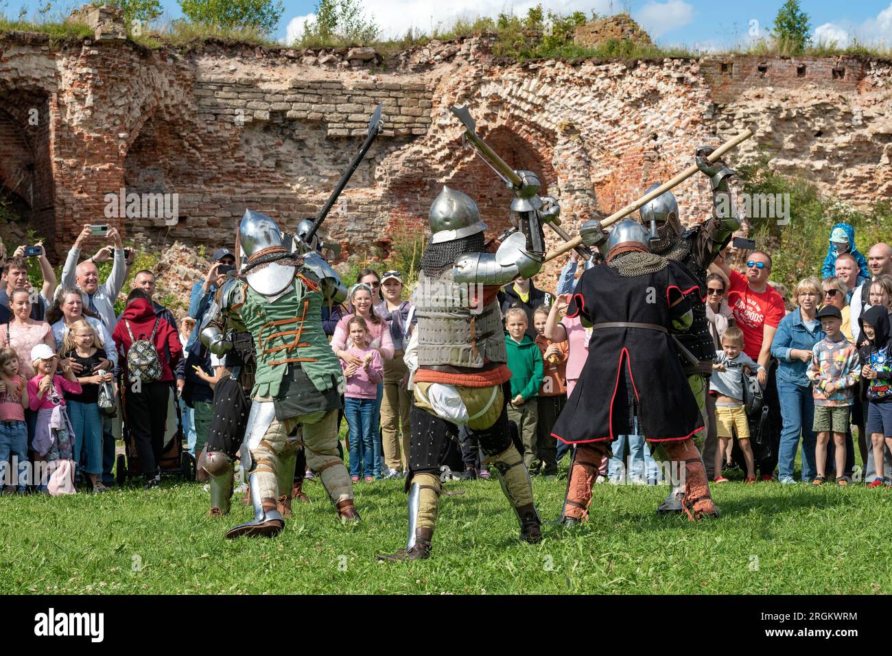SHLISSELBURG, RUSSIA - JULY 29, 2023: A fragment of the reconstruction of the battle of medieval foot soldiers. Historical festival 'Epic Island-2023' Stock Photo
