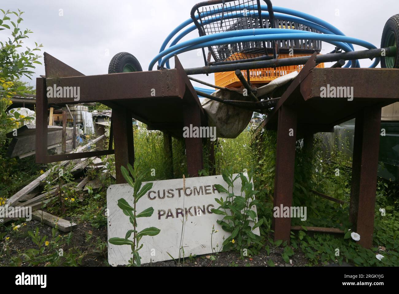 garden feature of rubbish Stock Photo - Alamy