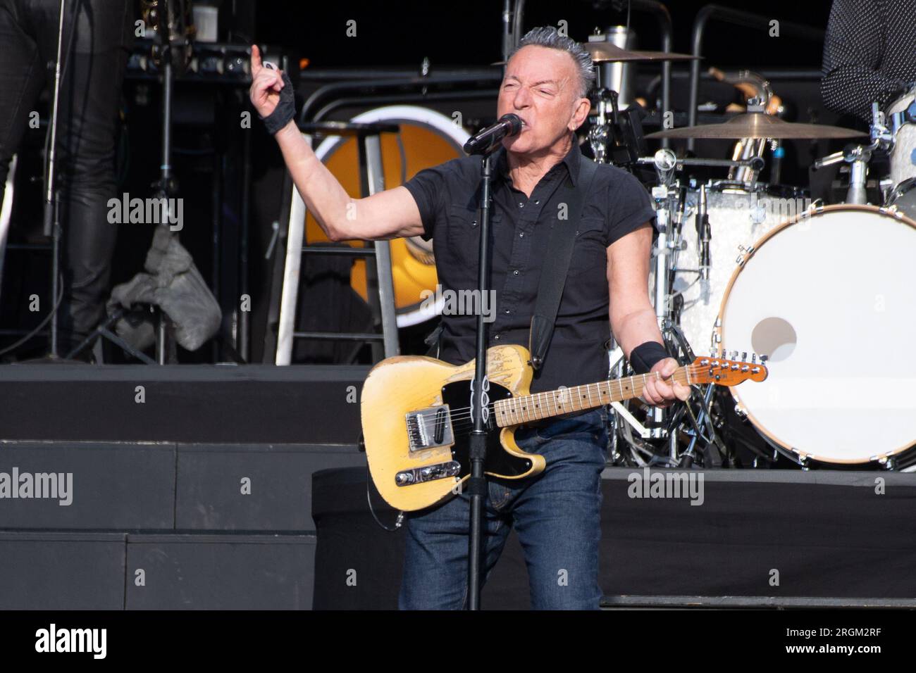 London, UK. 06 Jul, 2023. Pictured Bruce Springsteen performing at BST