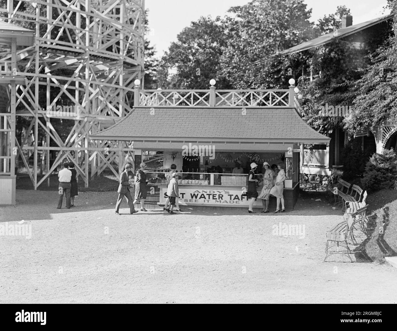 Andy's Saltwater Taffy stand next to the roller coaster at Glen Echo Amusement Park ca. 1928 Stock Photo