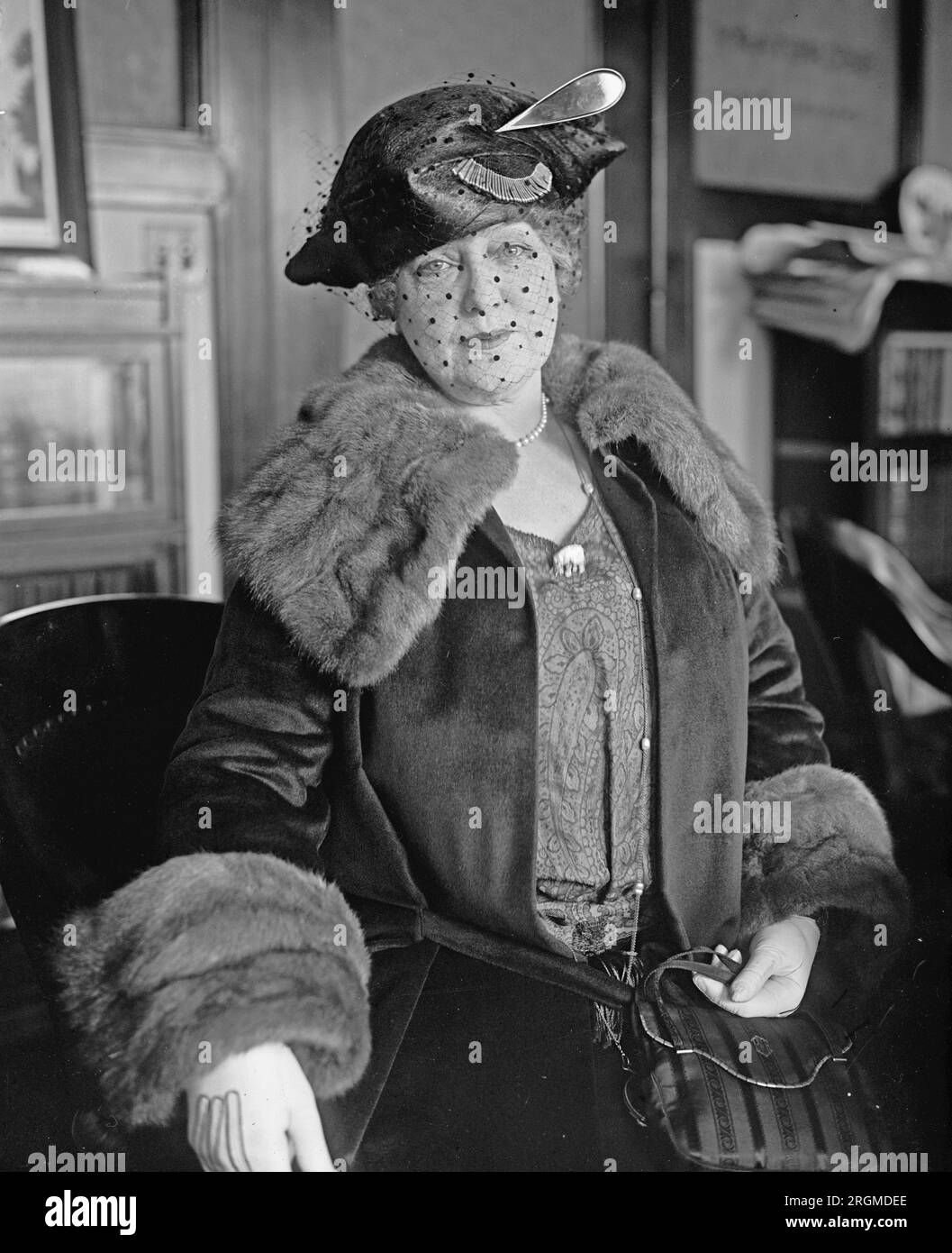 Lillian Russell ca. 1922 Stock Photo Alamy