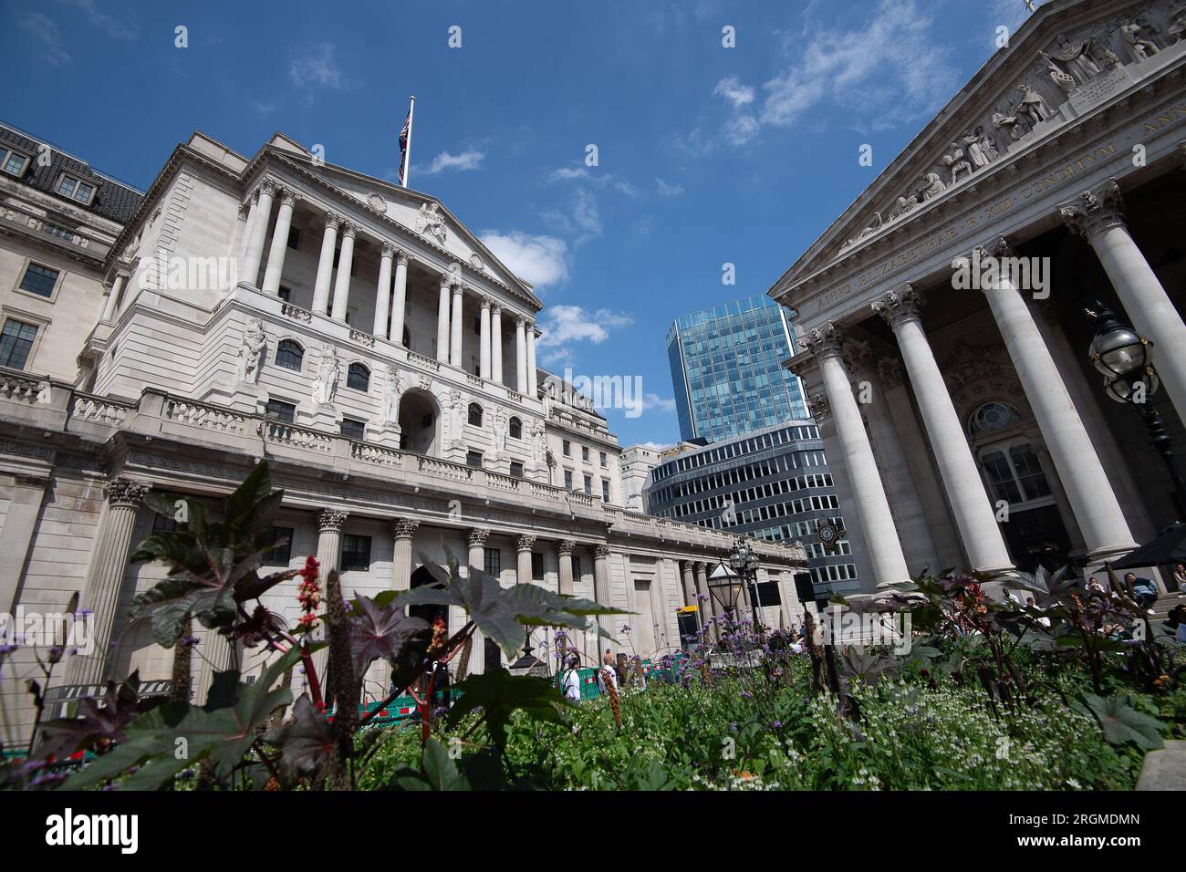 London, UK. 10th August, 2023. The Bank of England building in Threadneedle Street in the City of London. The Bank of England raised interest rates to 5.25% last week in an attempt to keep inflation down. Some home owners are now having to pay higher mortgage interest rates, however, Britain’s biggest mortgage lender, Halifax has announced that it will cut rates on fixed-rate mortage deals by 0.71 per cent from tomorrow, Friday 11th August. The Bank of England has warned businesses and households that the cost of borrowing will remain high for at least the next two years. Some economists are w Stock Photo