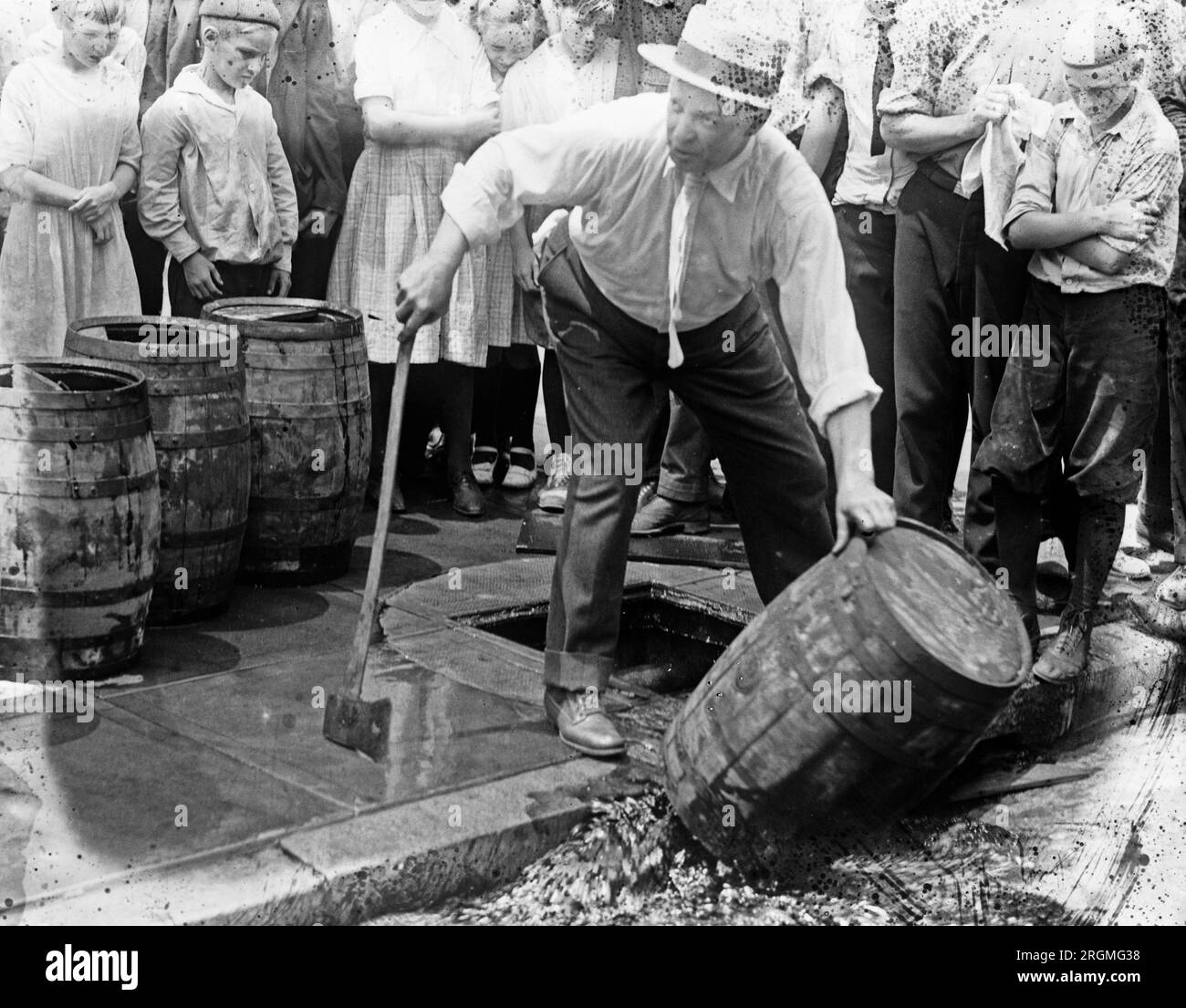 Prohibition alcohol barrels hires stock photography and images Alamy