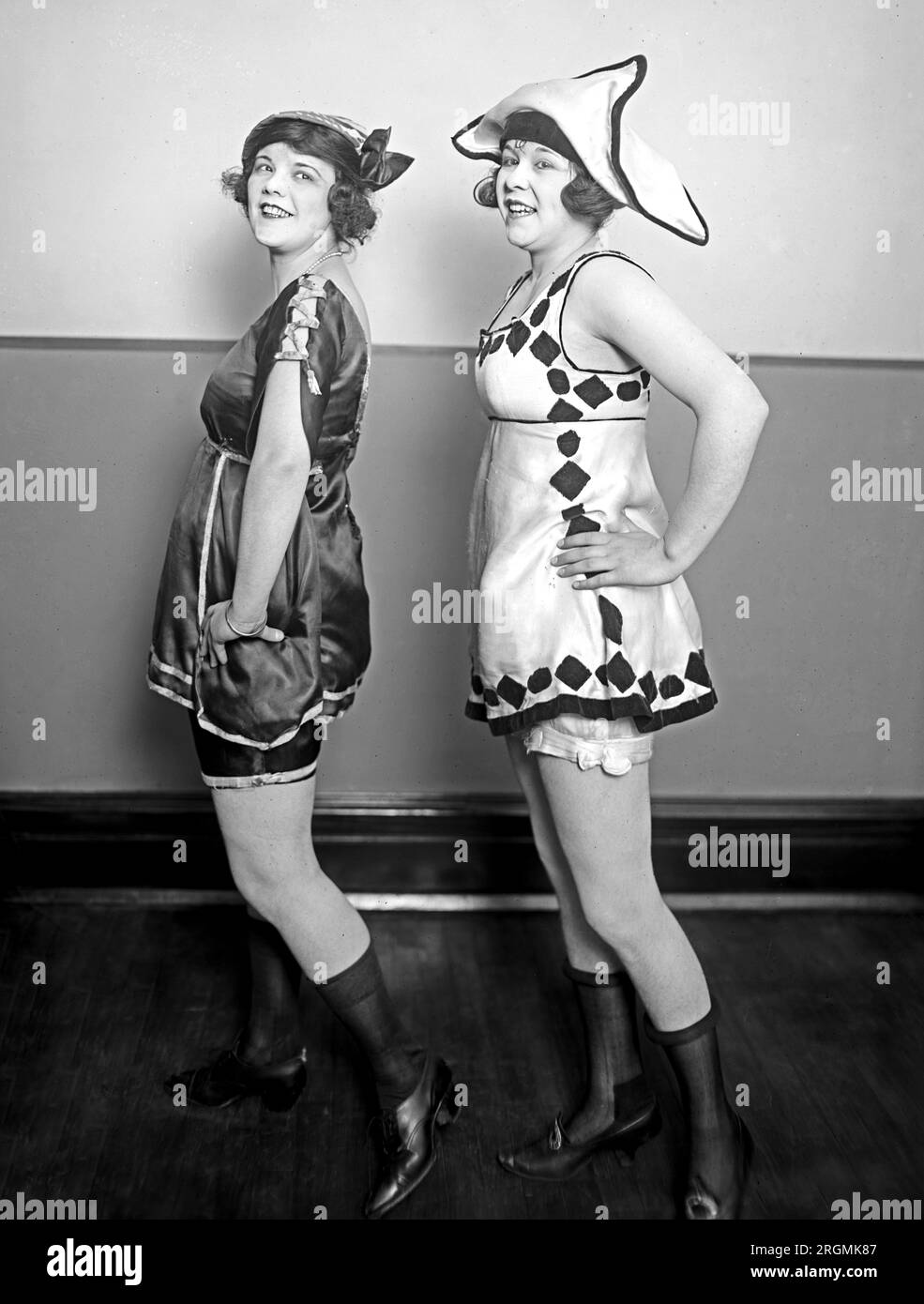 Two Sidney Lust girls from the Leader Theater ca. 1919 or 1920 Stock Photo