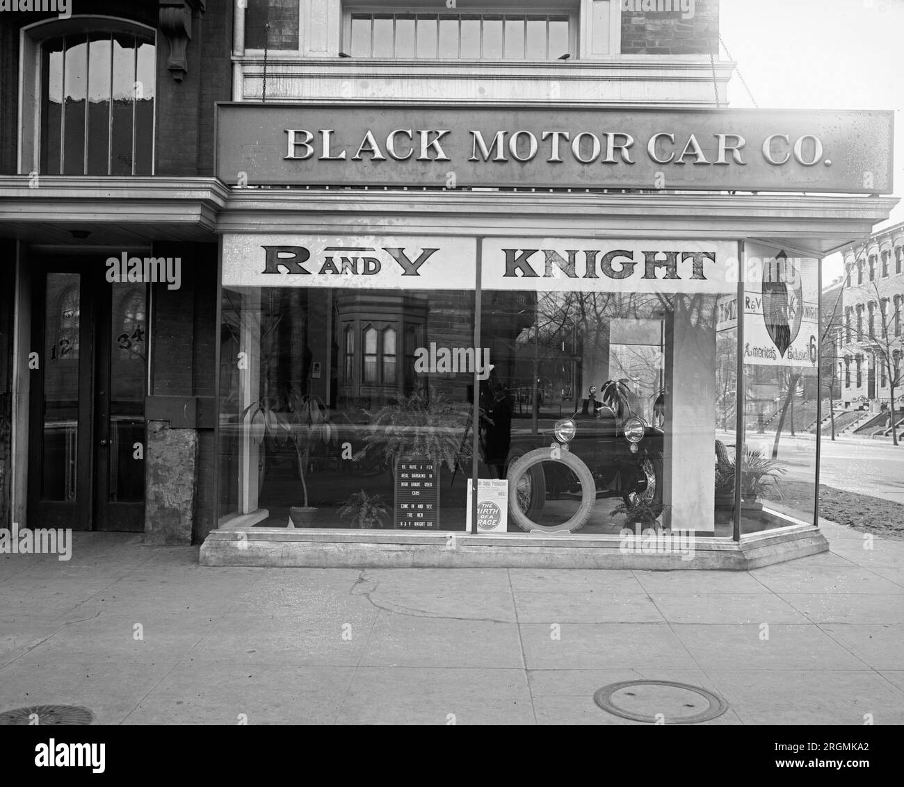 Motor car company hires stock photography and images Alamy