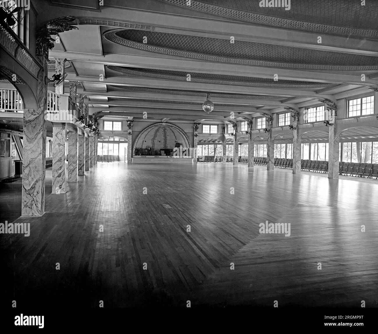 Glen Echo Park ball room ca. 19101925 Stock Photo Alamy