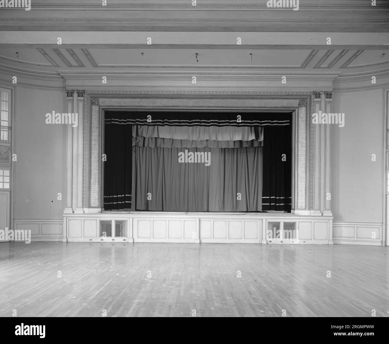 Empty auditorium Black and White Stock Photos & Images - Alamy