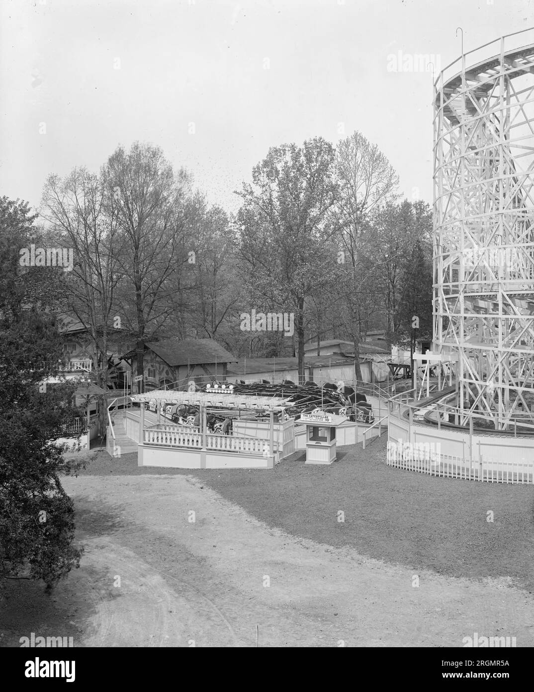 1910s amusement park hi-res stock photography and images - Alamy