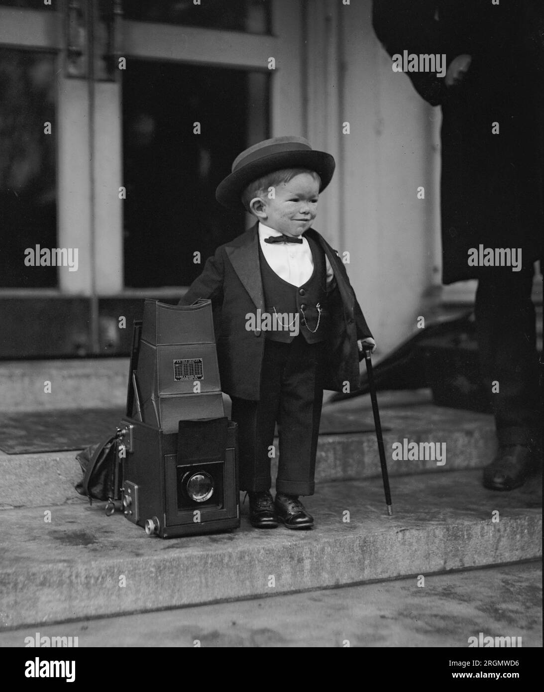 Offensive Name Of Midget Hi res Stock Photography And Images Alamy offensive-name-of-midget-hi-res-stock-photography-and-images-alamy
