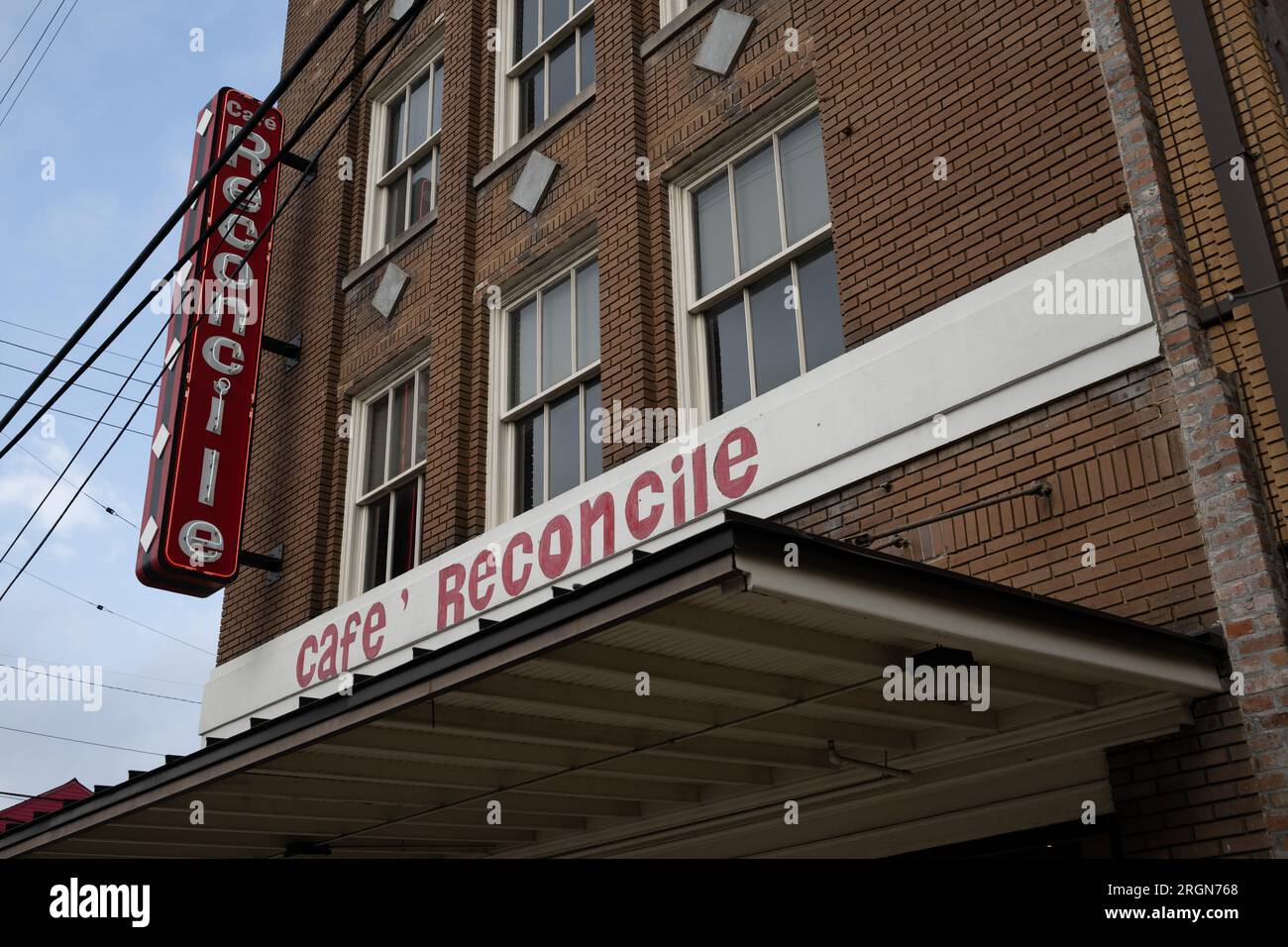 Reportage SNAP Employment and Training at Cafe Reconcile, a soul food restaurant, in New