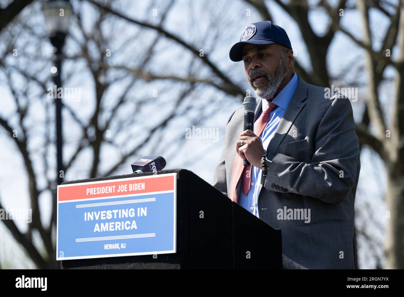 Eric pennington hires stock photography and images Alamy