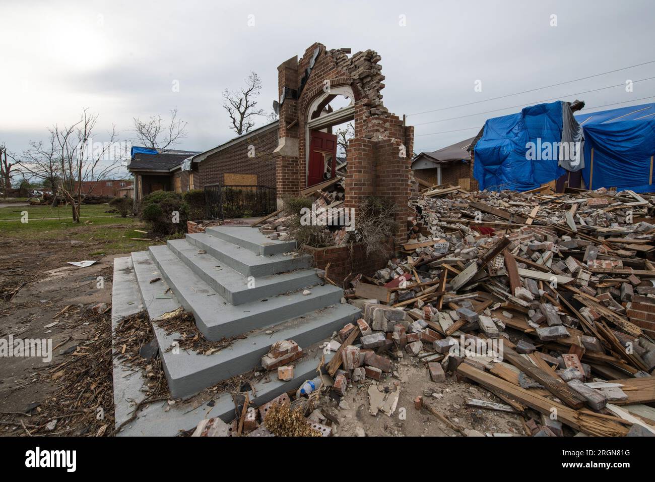 Reportage USDA visit to survey EF4 tornado disaster area in Rolling