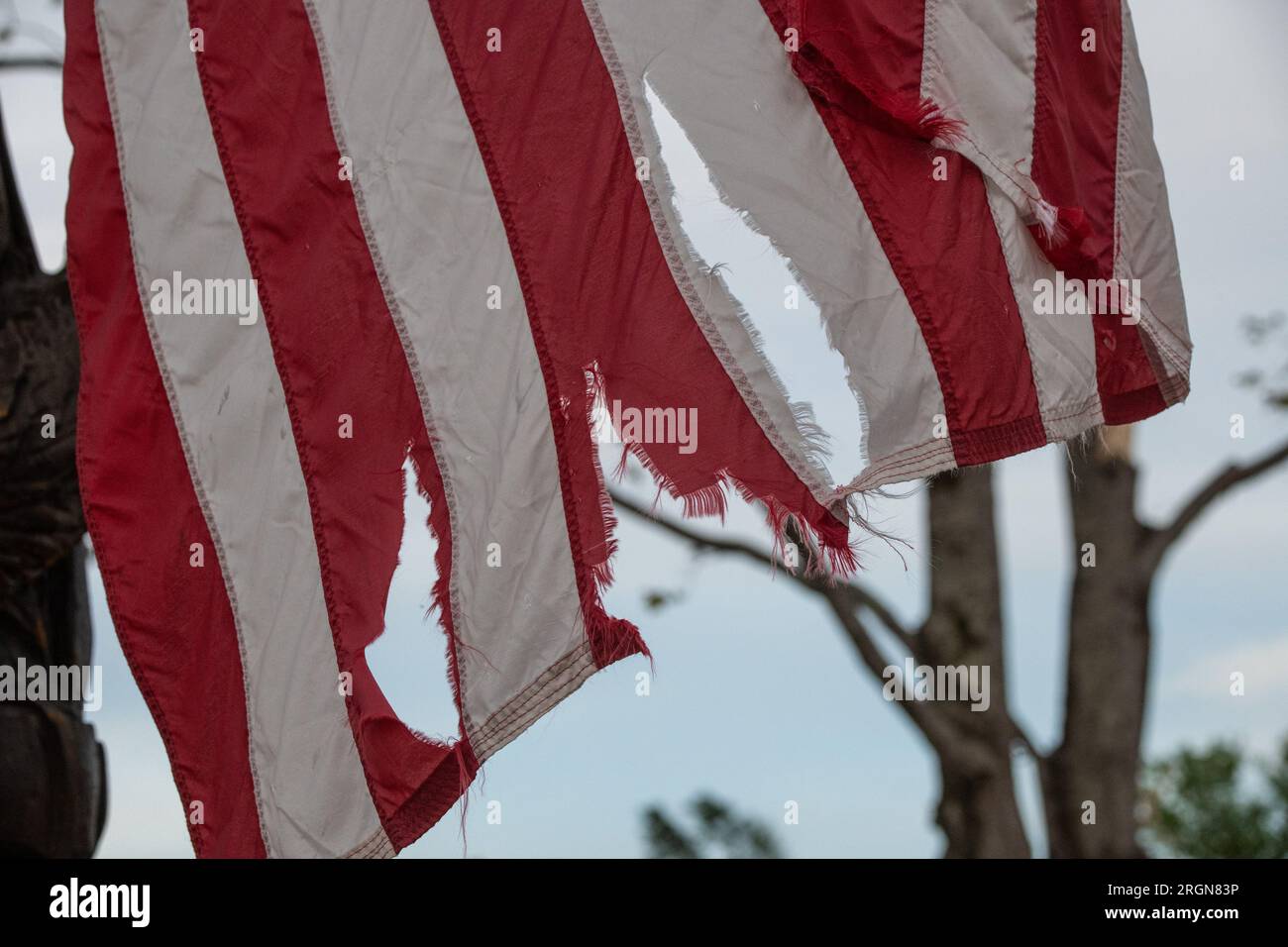 Reportage USDA visit to survey EF4 tornado disaster area in Rolling