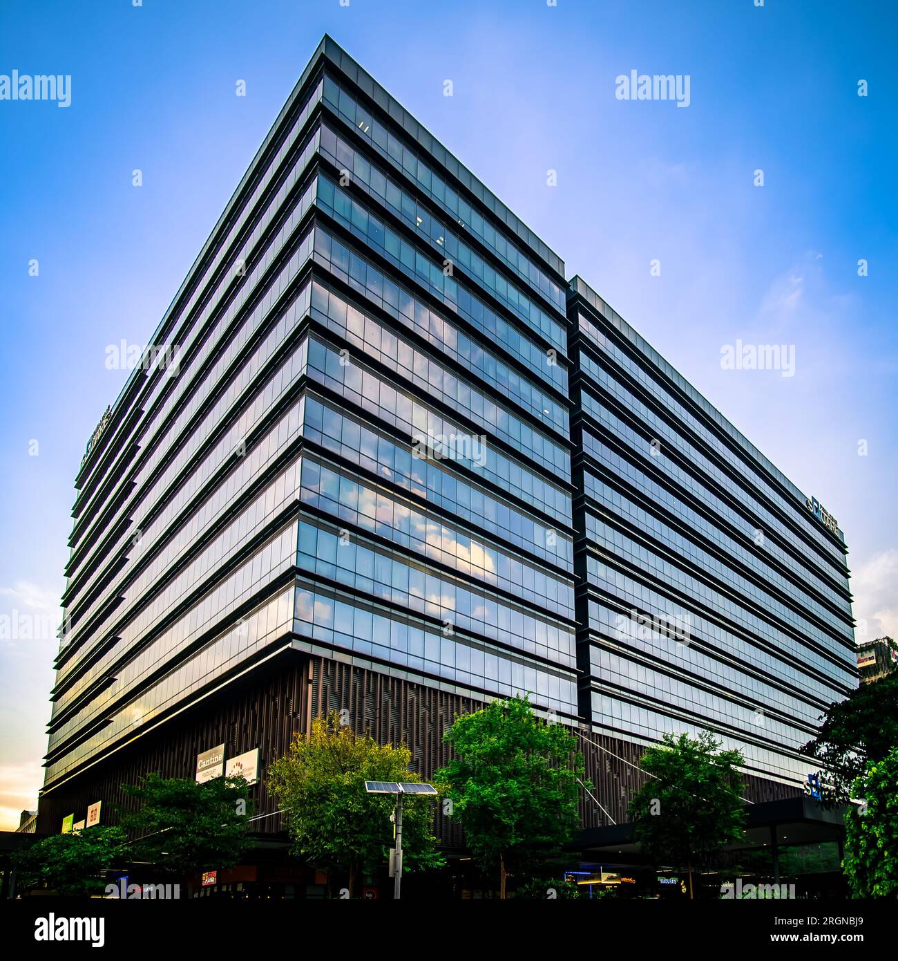 Paya Lebar Square is located within the culturerich neighbourhood of