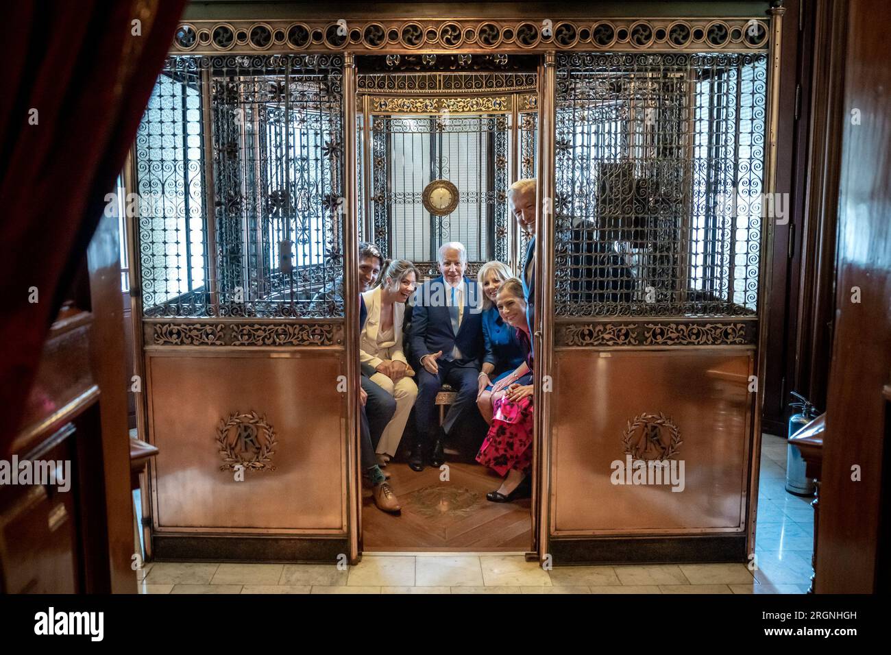 Reportage: Joe Biden, along with wife Jill Biden, visit Mexico City (January 2023) - President Joe Biden, First Lady Jill Biden, Mexican President Andres Manuel Lopez Obrador, his wife Dr. Beatriz Gutiérrez Müller, Canadian Prime Minister Justin Trudeau and his wife Sophie Gregoire Trudeau pose for a photo in the elevator at the National Palace, Tuesday, January 10, 2023, in Mexico City. Stock Photo