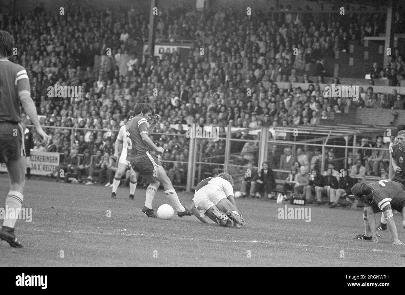 Ajax against Groningen 3-0, Johnny Rep in action (left) ca. September 1972 Stock Photo