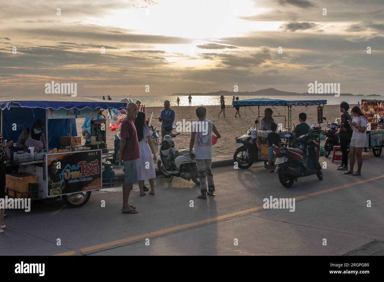 Mobile Thai street food stalls on Jomtien beach in Thailand Asia Stock Photo