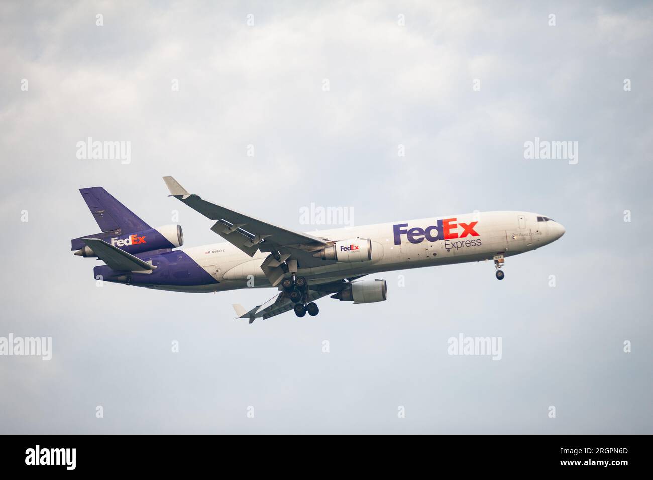 02.08.2023, Singapore, Republic of Singapore, Asia - McDonnell Douglas MD-11F freighter jet of the American airline company Federal Express (FedEx). Stock Photo