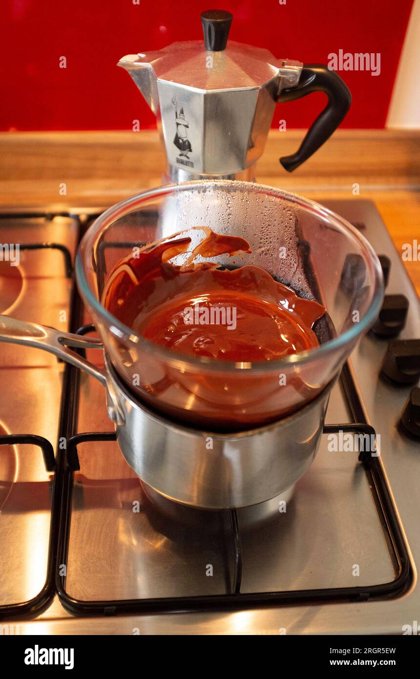 Melted chocolates hires stock photography and images Alamy