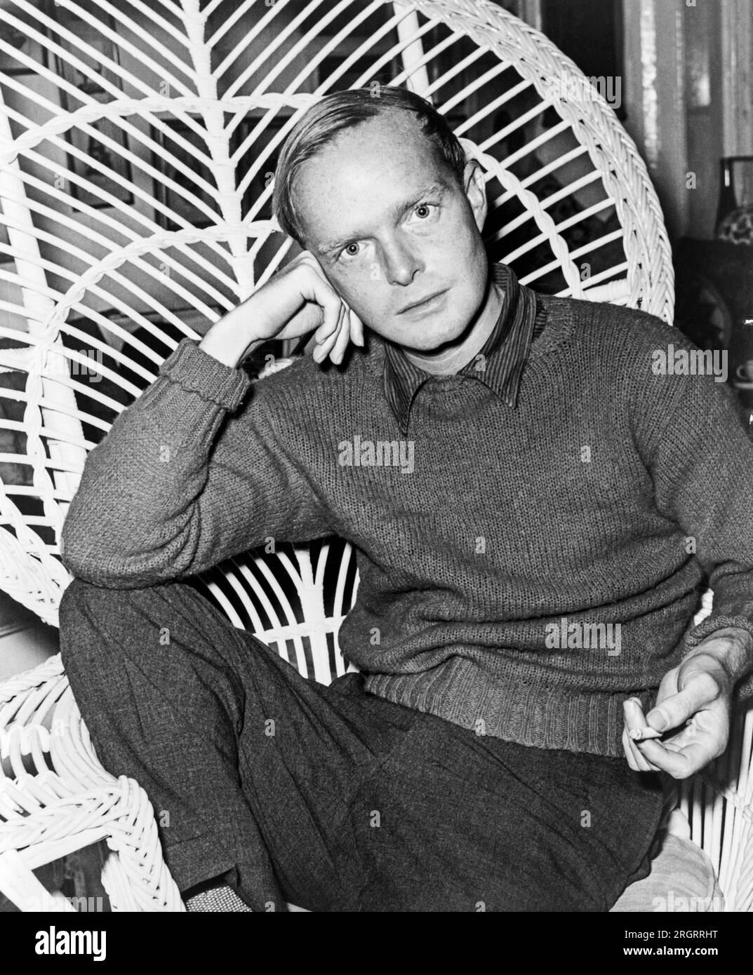 New York, New York 1959 A pensive portrait of author and playwright Truman Capote Stock Photo