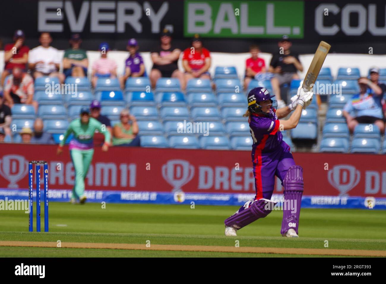 Leeds, 11 August 2023. Marie Kelly batting for Northern Superchargers ...