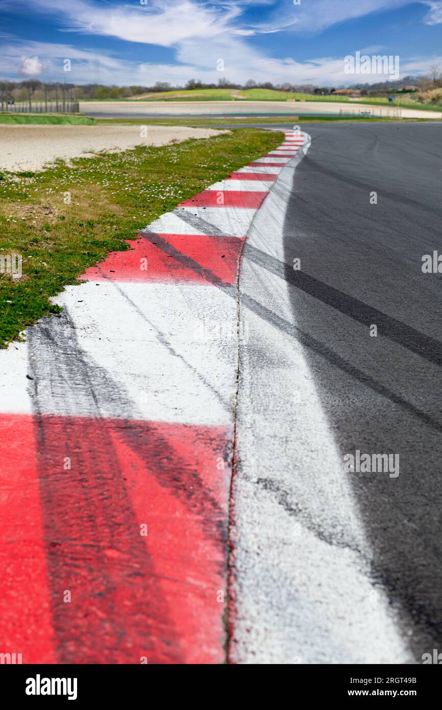 Scrub Mark Racing Skid circuit hi-res stock photography and images - Alamy