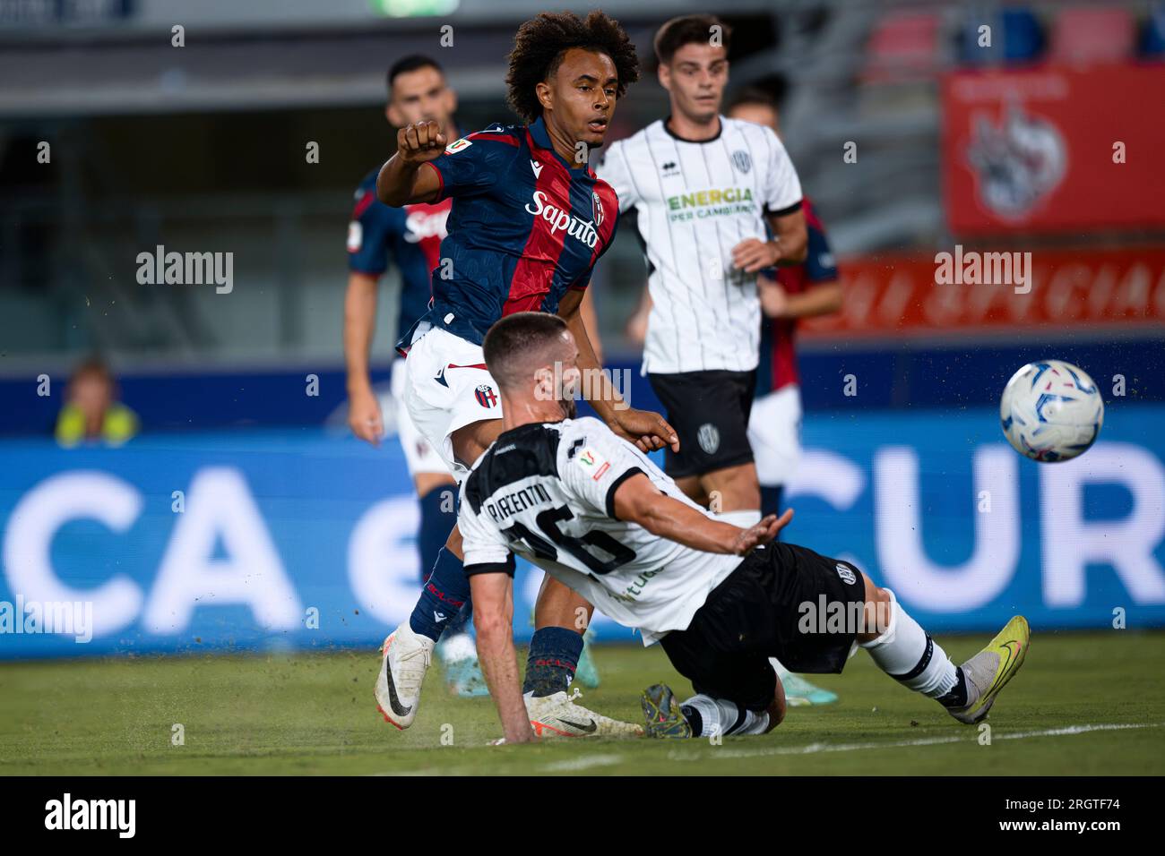 Bologna, Italy. 11 August 2023. Joshua Zirkzee of Bologna FC scores a goal during the Coppa Italia Frecciarossa football match between Bologna FC and Cesena FC. Credit: Nicolò Campo/Alamy Live News Stock Photo