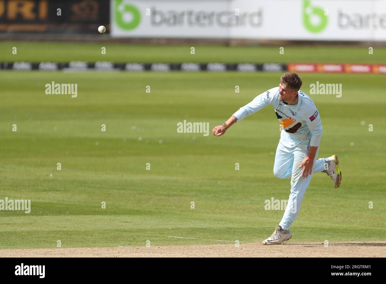 Alex Thomson of Derbyshire bowling during the Metro Bank One Day Cup match between Durham County and Derbyshire at the Seat Unique Riverside, Chester le Street on Friday 11th August 2023. (Photo: Mark Fletcher | MI News) Credit: MI News & Sport /Alamy Live News Stock Photo