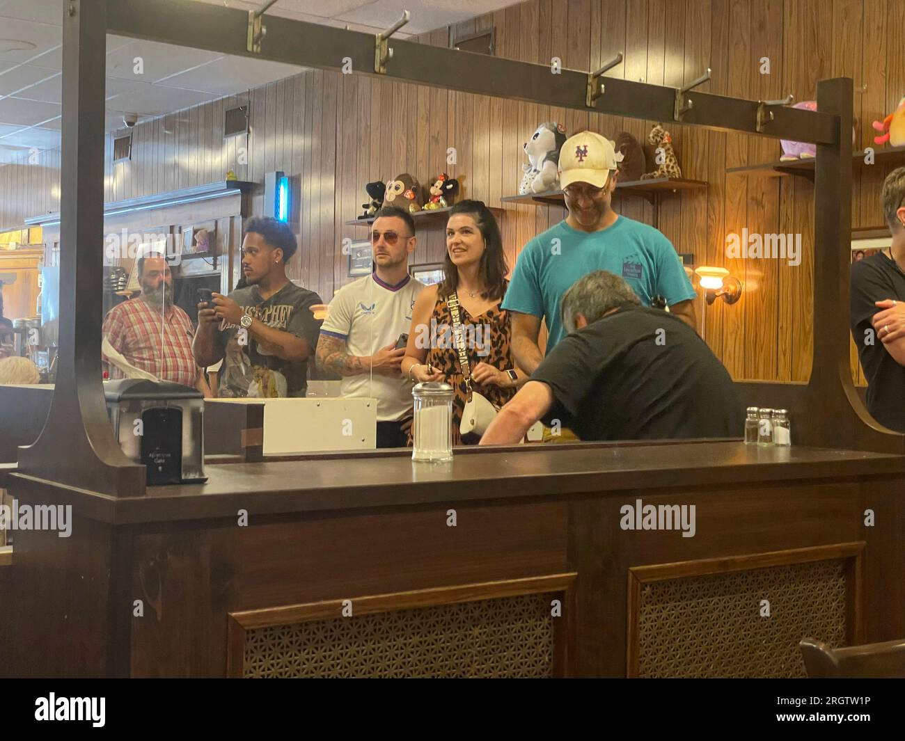 Photo by: STRF/STAR MAX/IPx 2023 Holsten's restaurant, where the final  scene of The Sopranos' was filmed, is seen on August 11, 2023 in  Bloomfield, New Jersey. Here fans gather to have their