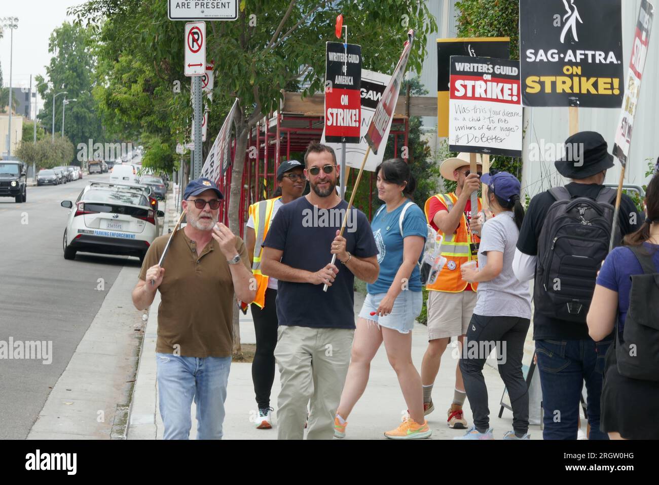 Los Angeles, California, USA 11th August 2023 Actor Noah Wyle walks