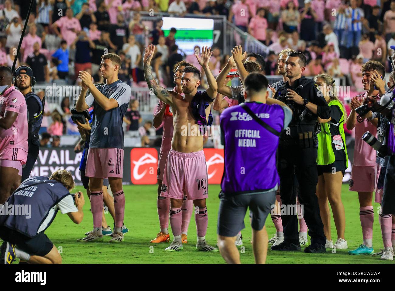 Lionel Messi thanking the fans for their support Inter Miami CF v Charlotte FC,Leagues Cup 8