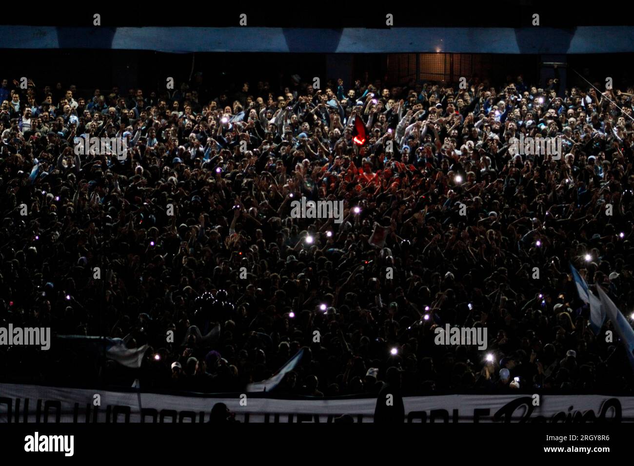 Avellaneda, Buenos Aires, Argentina. 21th. Juni 2013. Racing Club fans hold a wake to celebrate the relegation of their rival Independiente during the Stock Photo