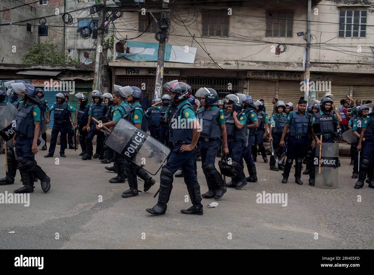 Bangladesh police officers seen during the demonstration. Clashes ...