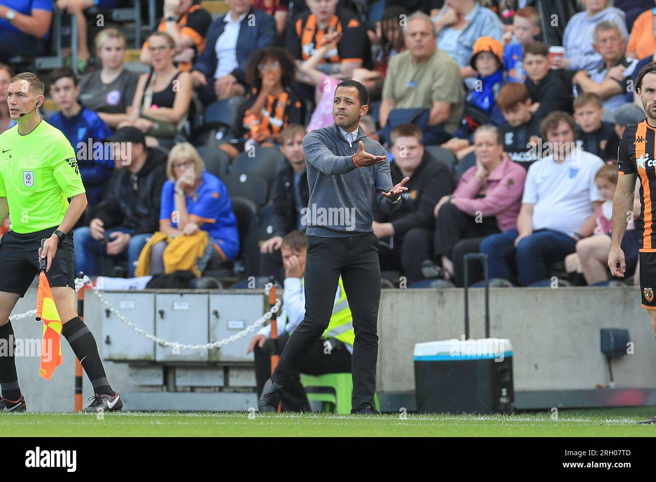 Hull, UK. 12th Aug, 2023. Hull City Manager: Liam Rosenior gestures during the Hull City FC vs Sheffield Wednesday FC EFL Championship match at MKM Stadium, Hull, United Kingdom on 12 August 2023 Credit: Every Second Media/Alamy Live News Stock Photo