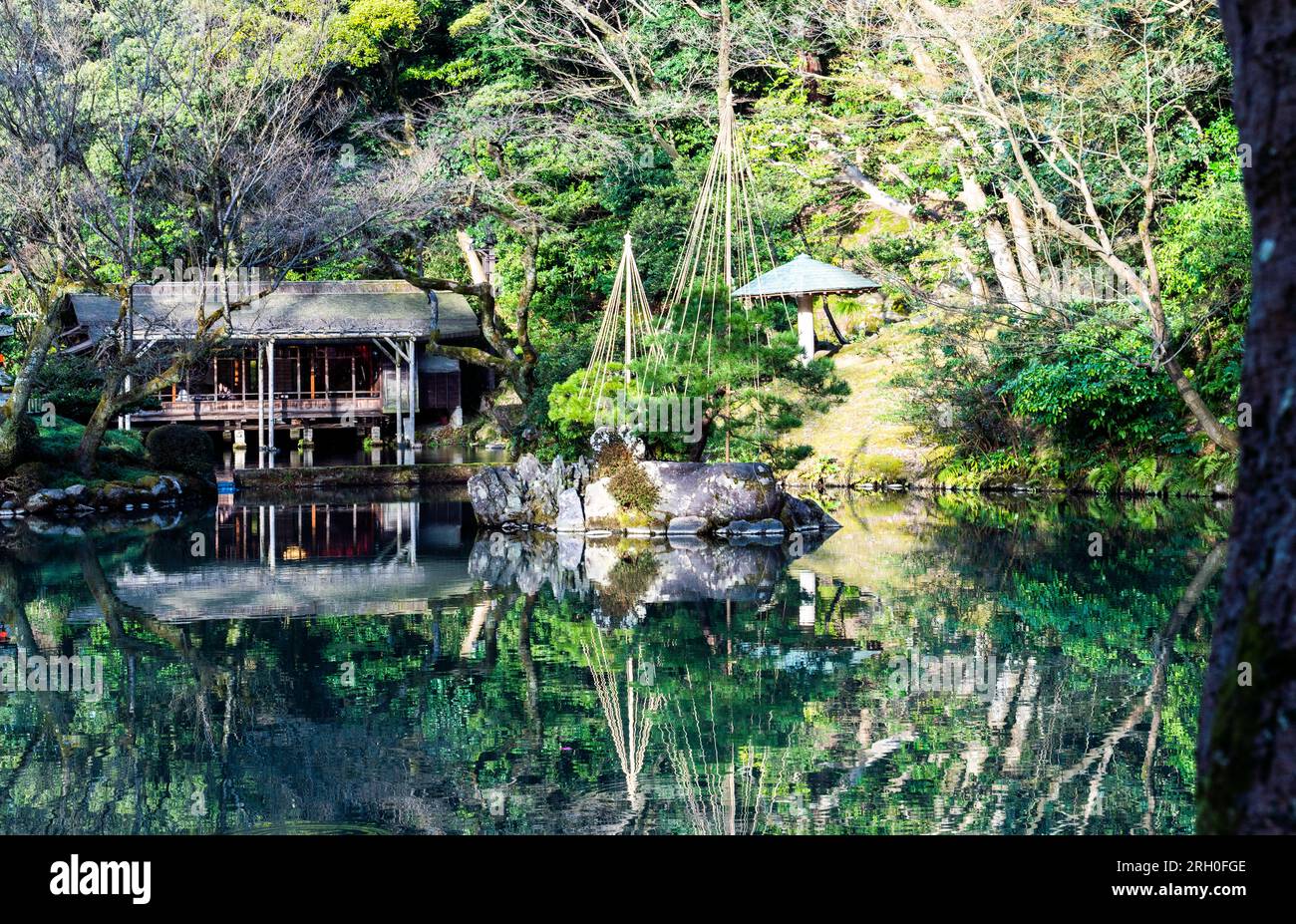 Yugao-tei or Gourd Tea House house on Hisago-ike pond in Kenrokuen Garden, Kanazawa, Japan. Stock Photo