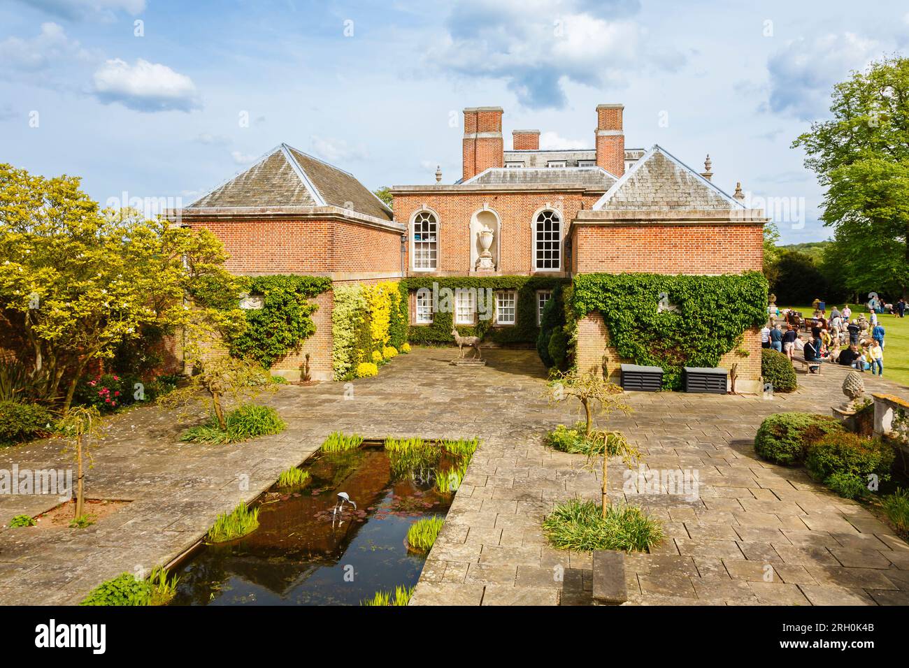 Grade I listed Palladian style Godmersham House (Godmersham Park, home of ABDO College), visited by Jane Austen, in the village of Godmersham, Kent Stock Photo