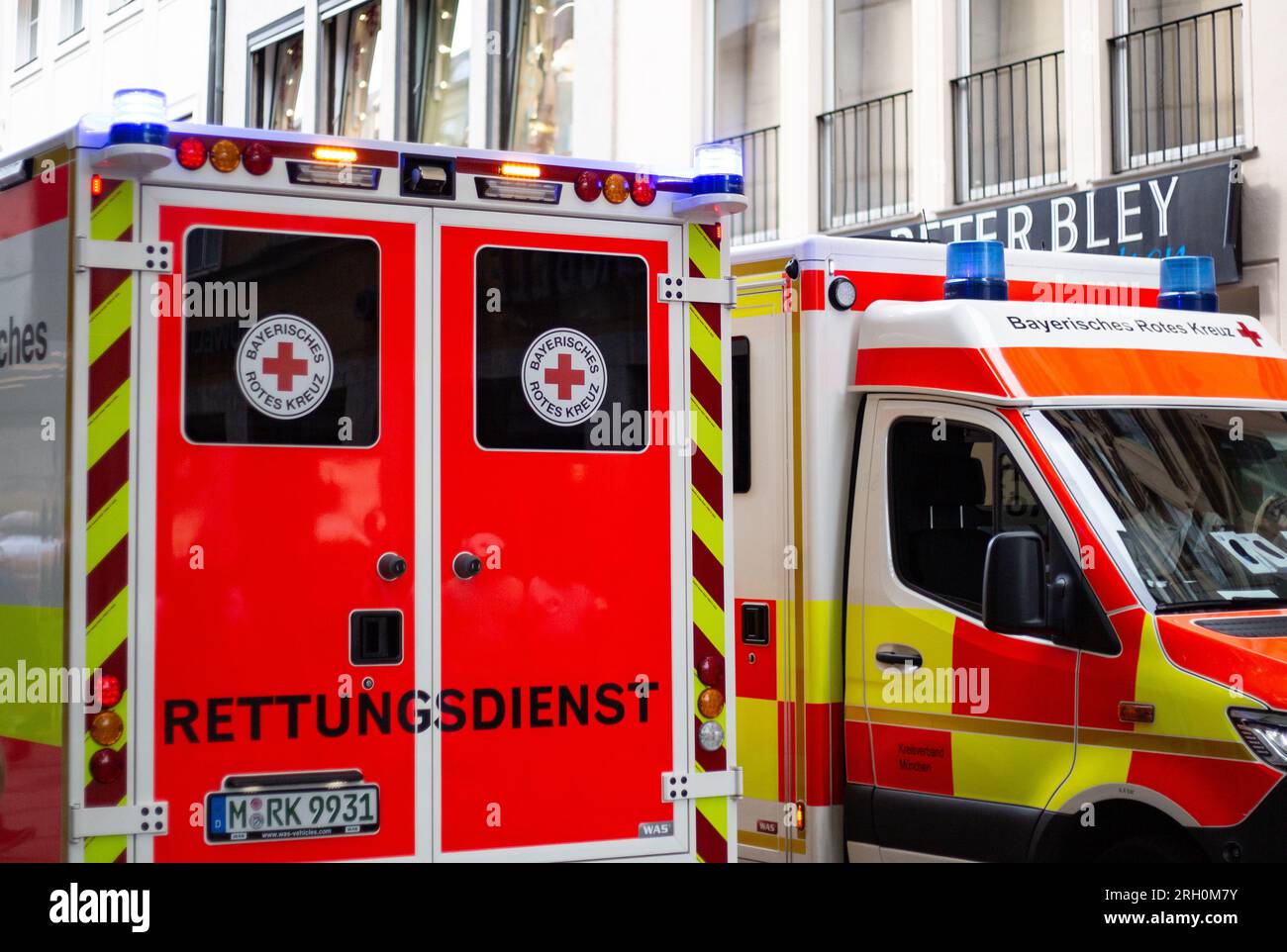 Munich, Germany. 12th Aug, 2023. Ambulance with Bluelight on August 12, 2023 in Munich, Germany. (Photo by Alexander Pohl/Sipa USA) Credit: Sipa USA/Alamy Live News Stock Photo