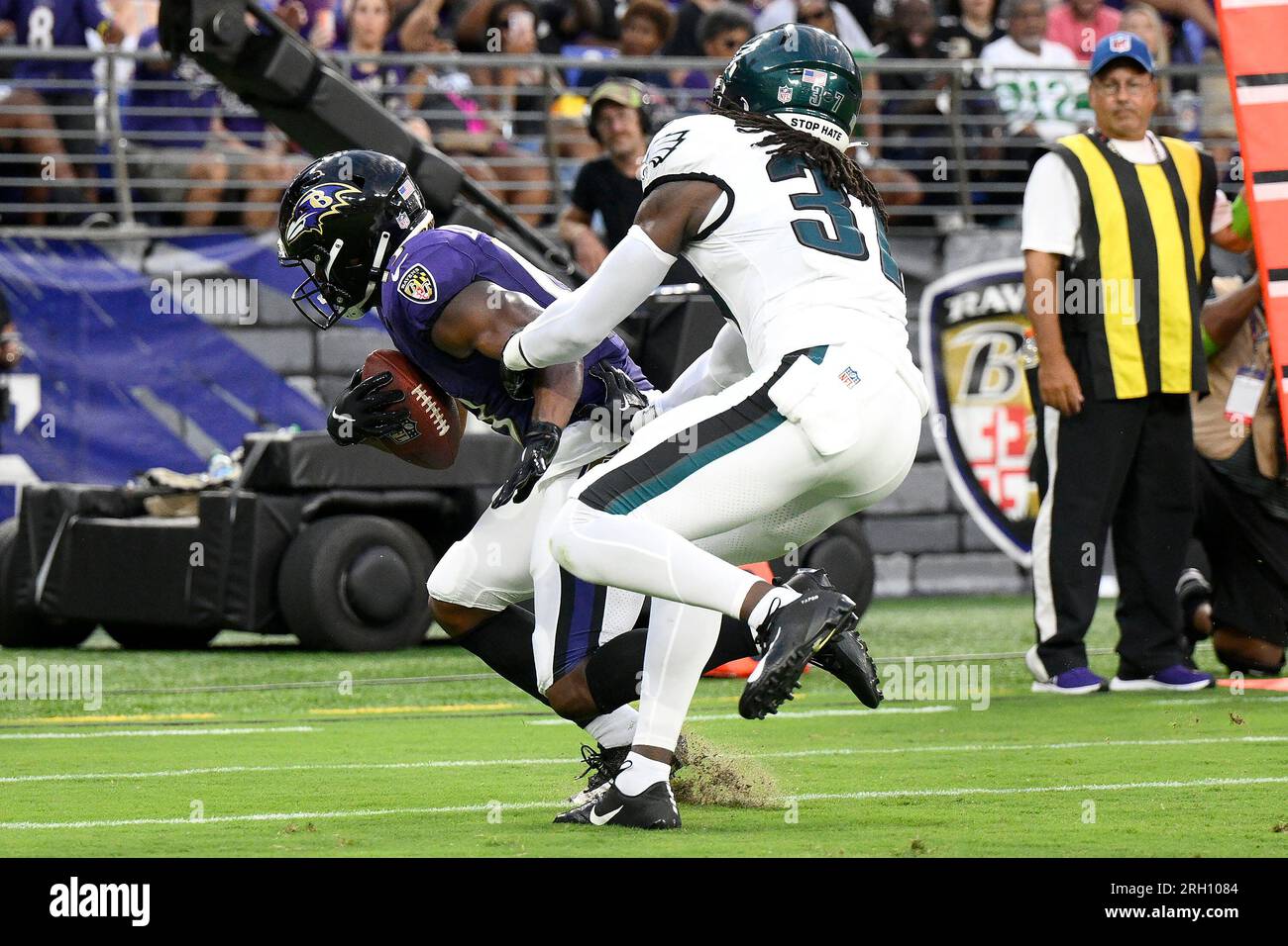 Philadelphia Eagles cornerback Kelee Ringo (37) in action prior to the NFL  preseason football game against the Cleveland Browns, Thursday, Aug. 17,  2023, in Philadelphia. The game ends in a 18-18 tie. (