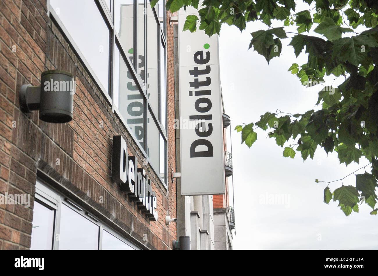 Deloitte company signage Stock Photo Alamy