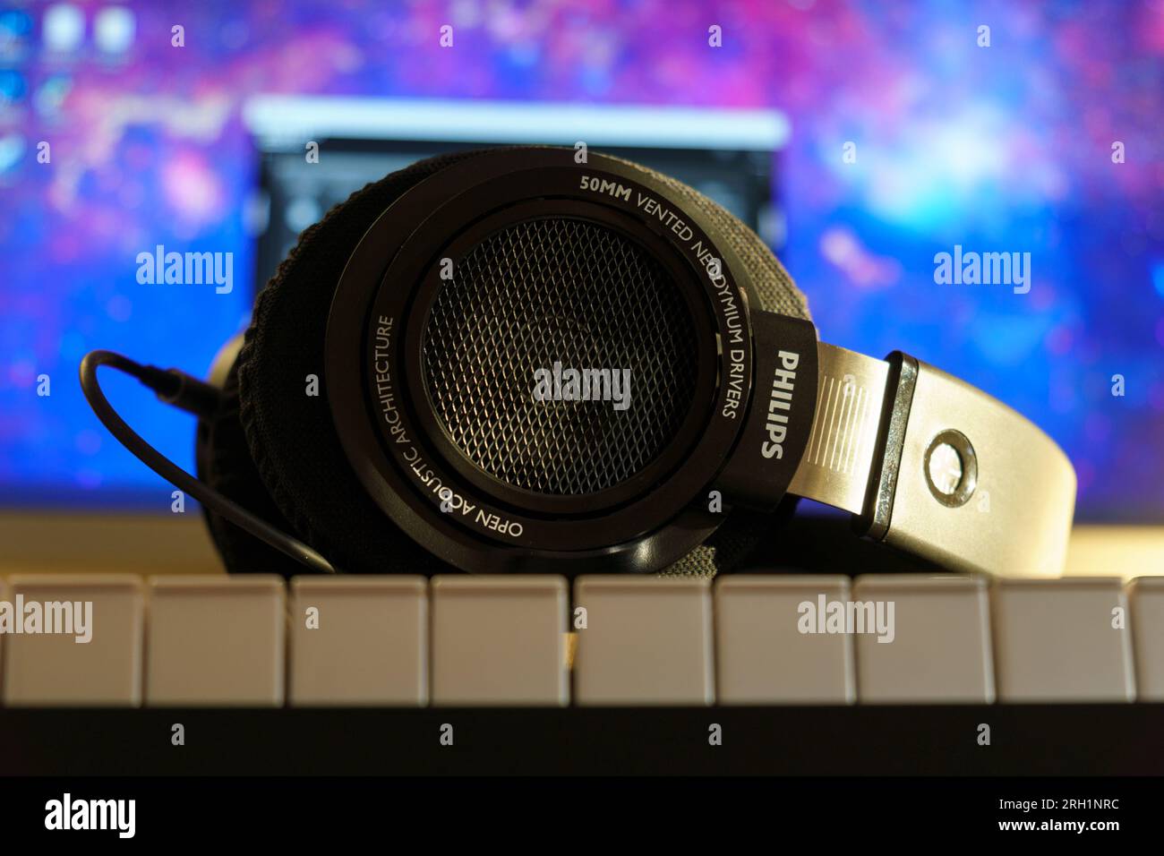 Tyumen Russia June 10 2023 Philips SHP9500 headphones. Philips N.V. is a Dutch technology company headquartered in Amsterdam Stock Photo Alamy