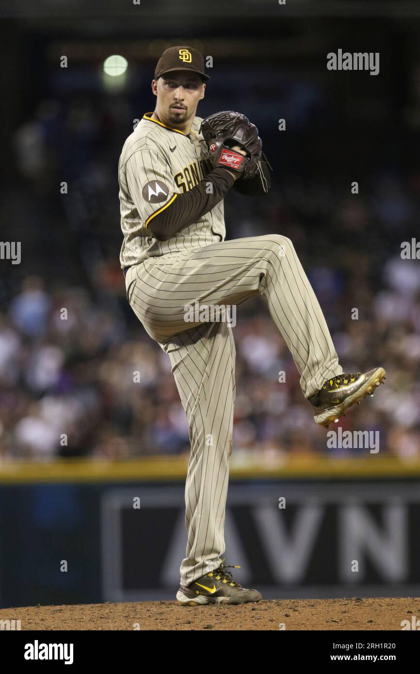 Scene & Heard at Chase Field: Padres fans swarm Phoenix to welcome back  Fernando Tatis Jr. on a 'bonito dia' - The San Diego Union-Tribune