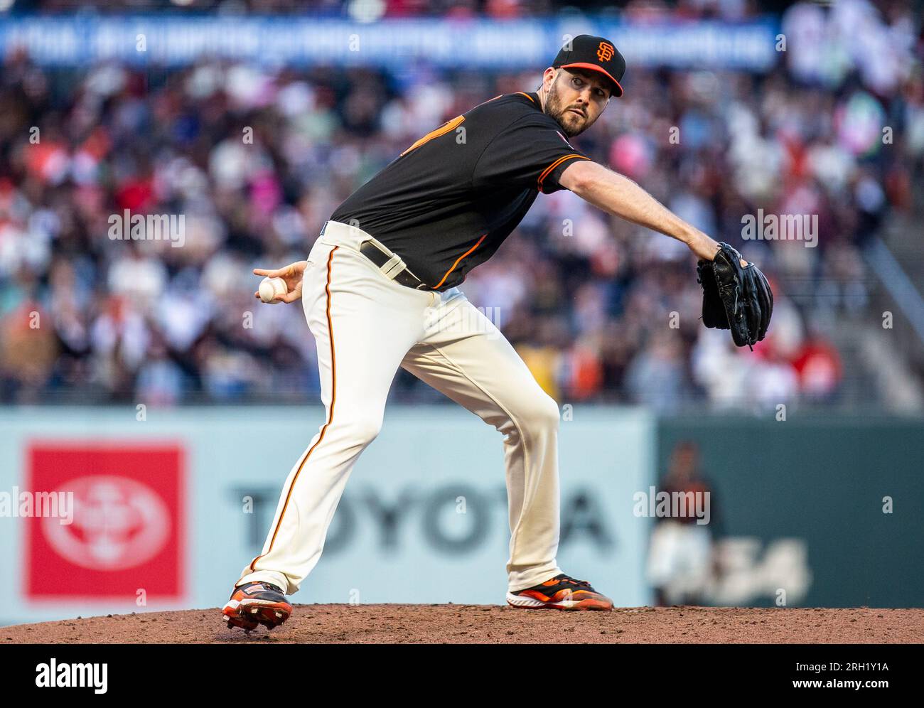 August 11 2023 San Francisco CA, U.S.A. Texas Rangers Manager Bruce Bochy(15)  acknowledges the fans as he receives a standing ovation during MLB game  between the Texas Rangers and the San Francisco