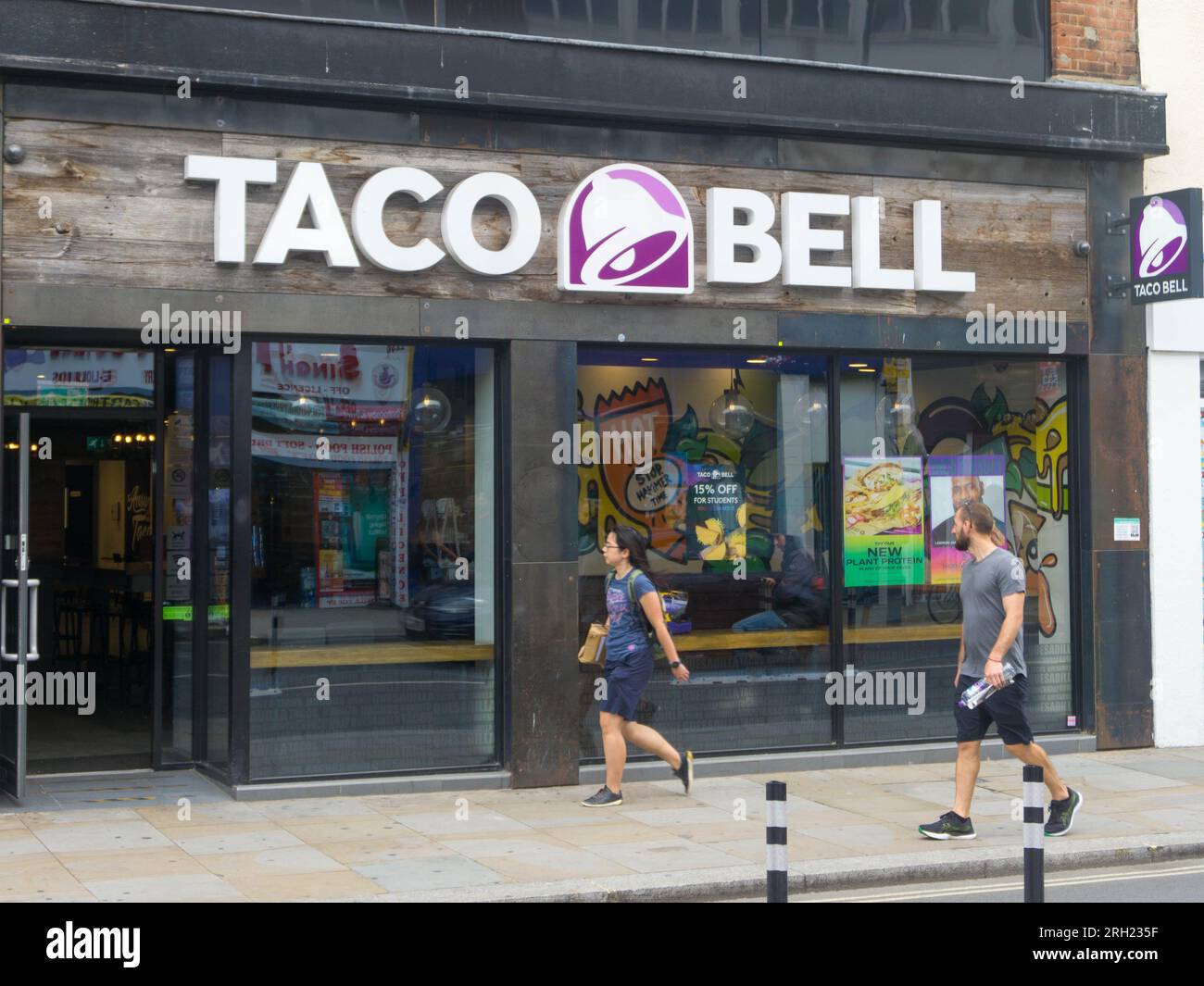 Taco Bell Mexican restaurant in Hammersmith, London, UK Stock Photo Alamy